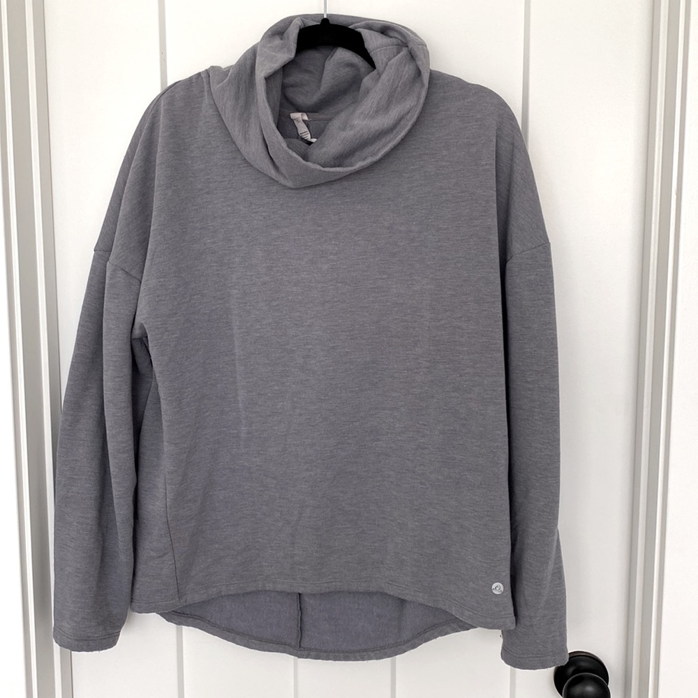 Women’s Apana Long Sleeve Mock-neck Sweatshirt (blue-ish gray). Size - Medium.